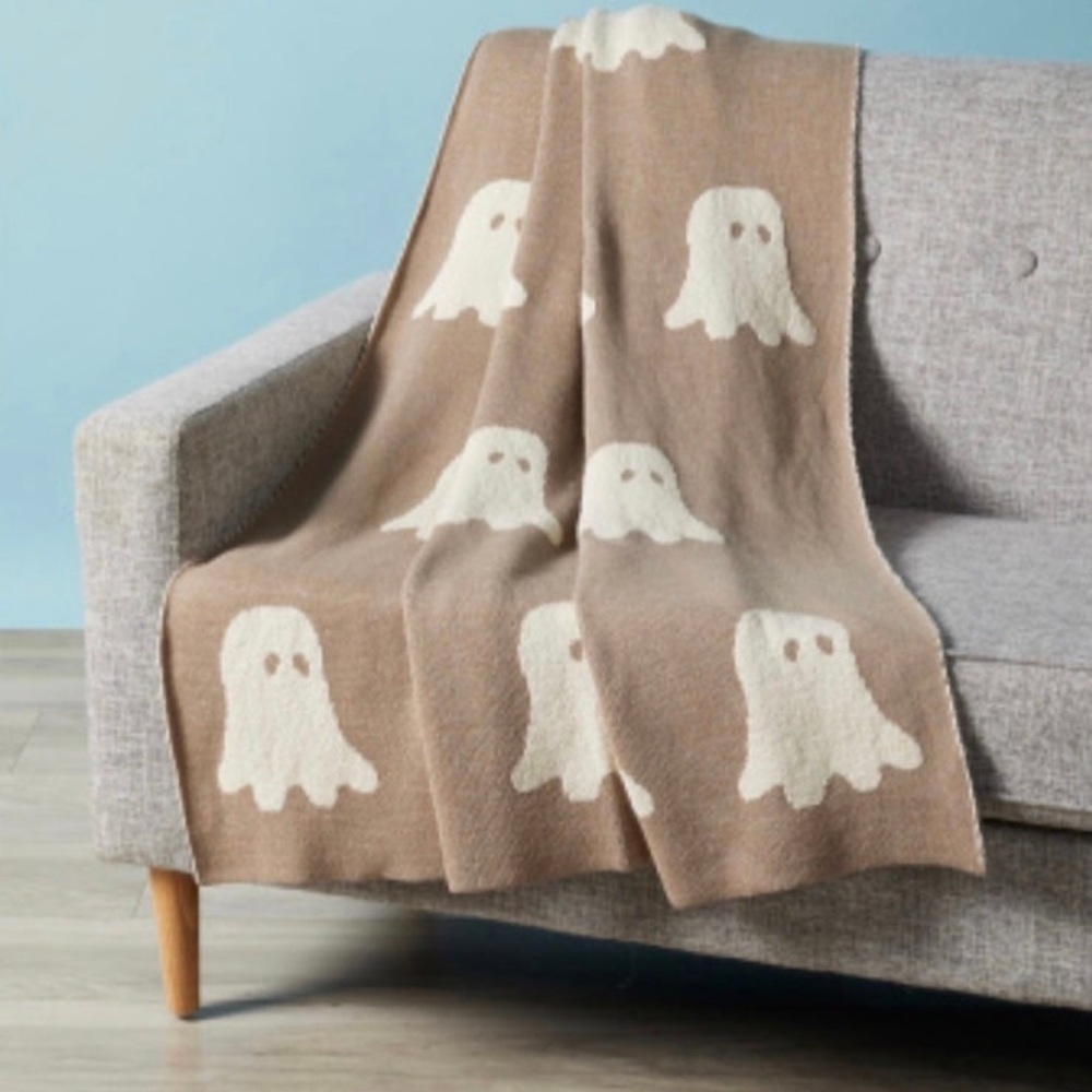 Spooky Night Tan Ghost decorative Throw nwt Halloween blanket